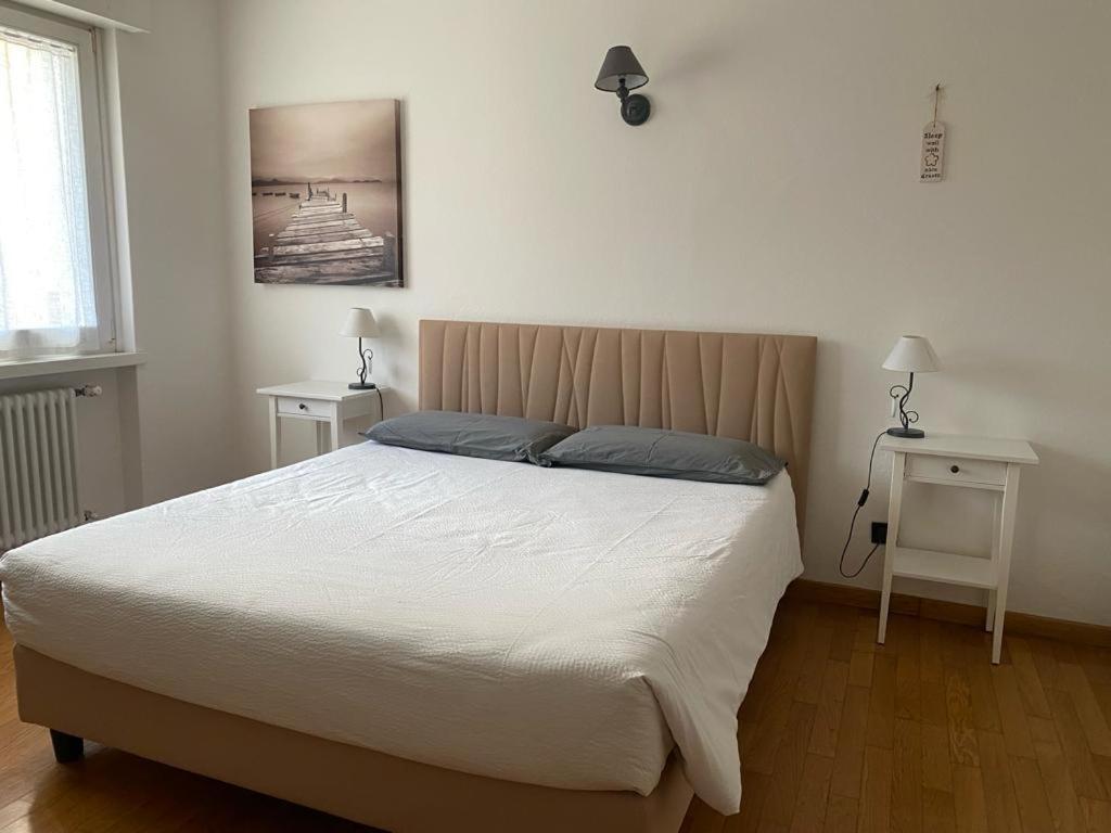 Bed And Breakfast Anna Isera Exteriör bild
